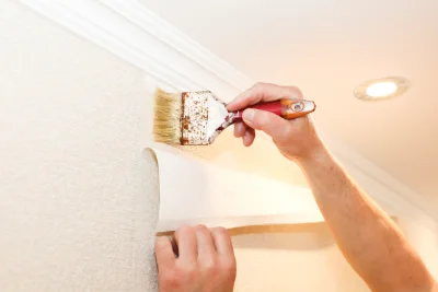 Pose de papier peint à Aunou-le-Faucon — revêtements muraux et toiles de verre